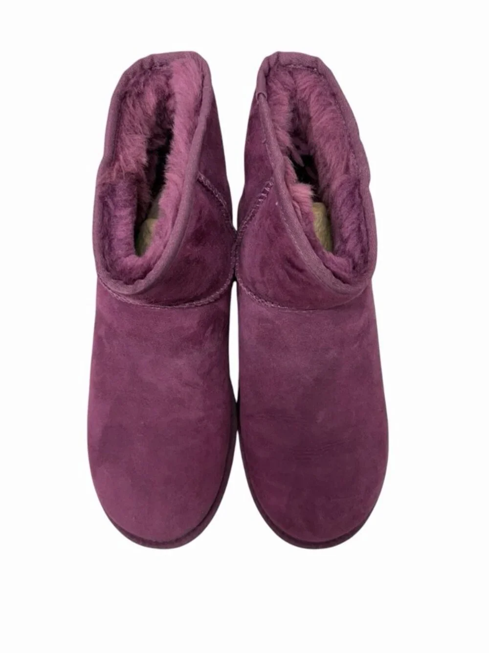 UGG new classic